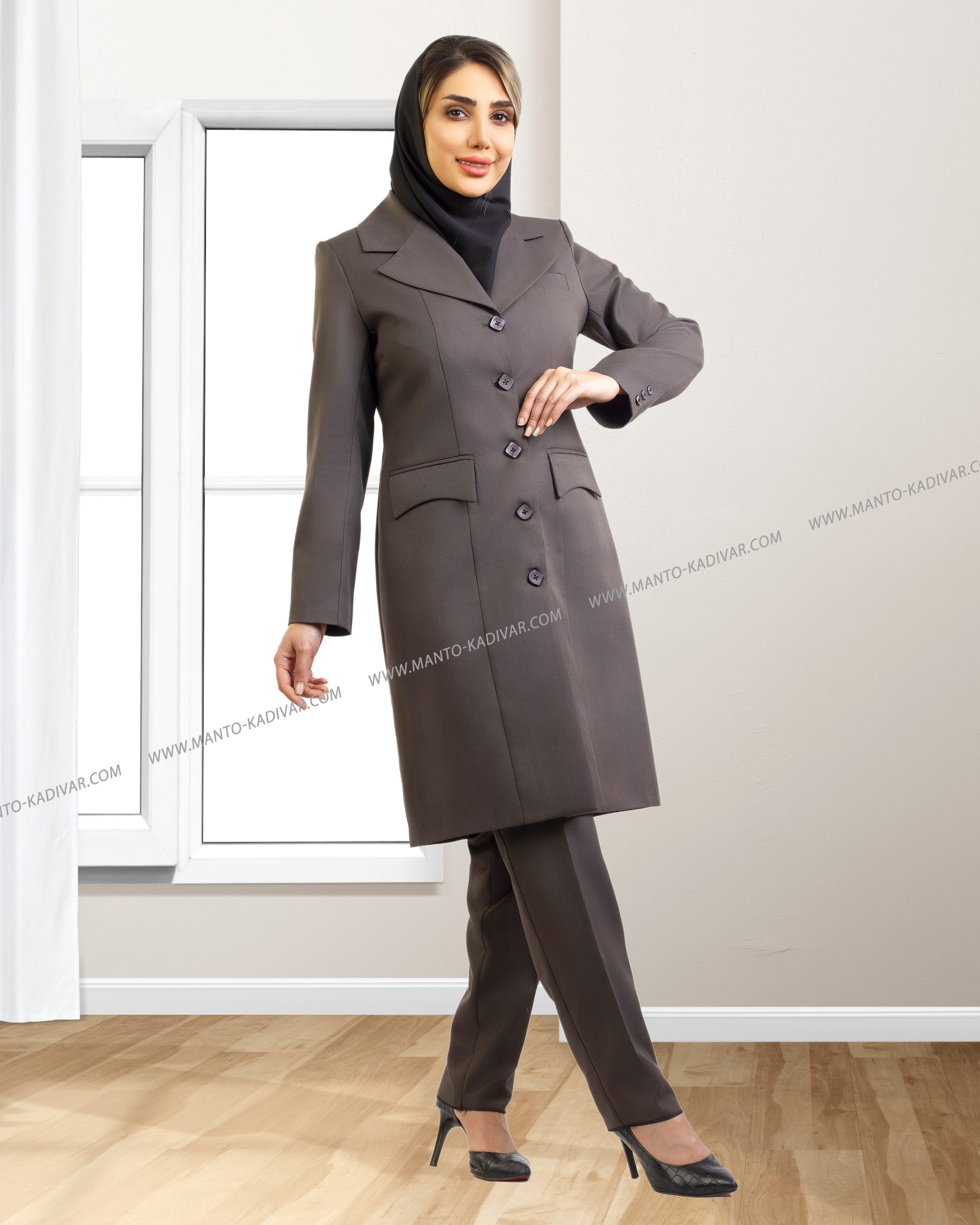 مانتو اداری مدل هلیا کد 1012